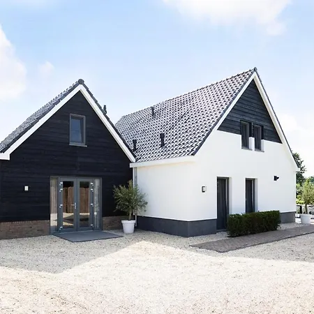 Compleet Nieuw De Berken 别墅 *