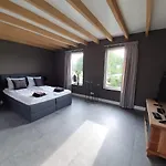 Villa Compleet Nieuw De Berken