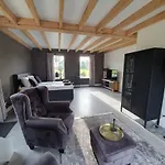 Compleet Nieuw De Berken Villa