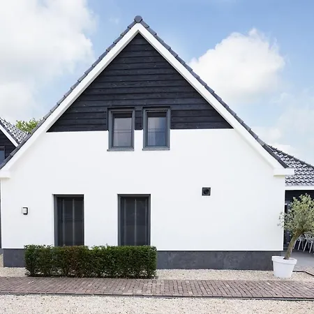 Compleet Nieuw De Berken 빌라 *